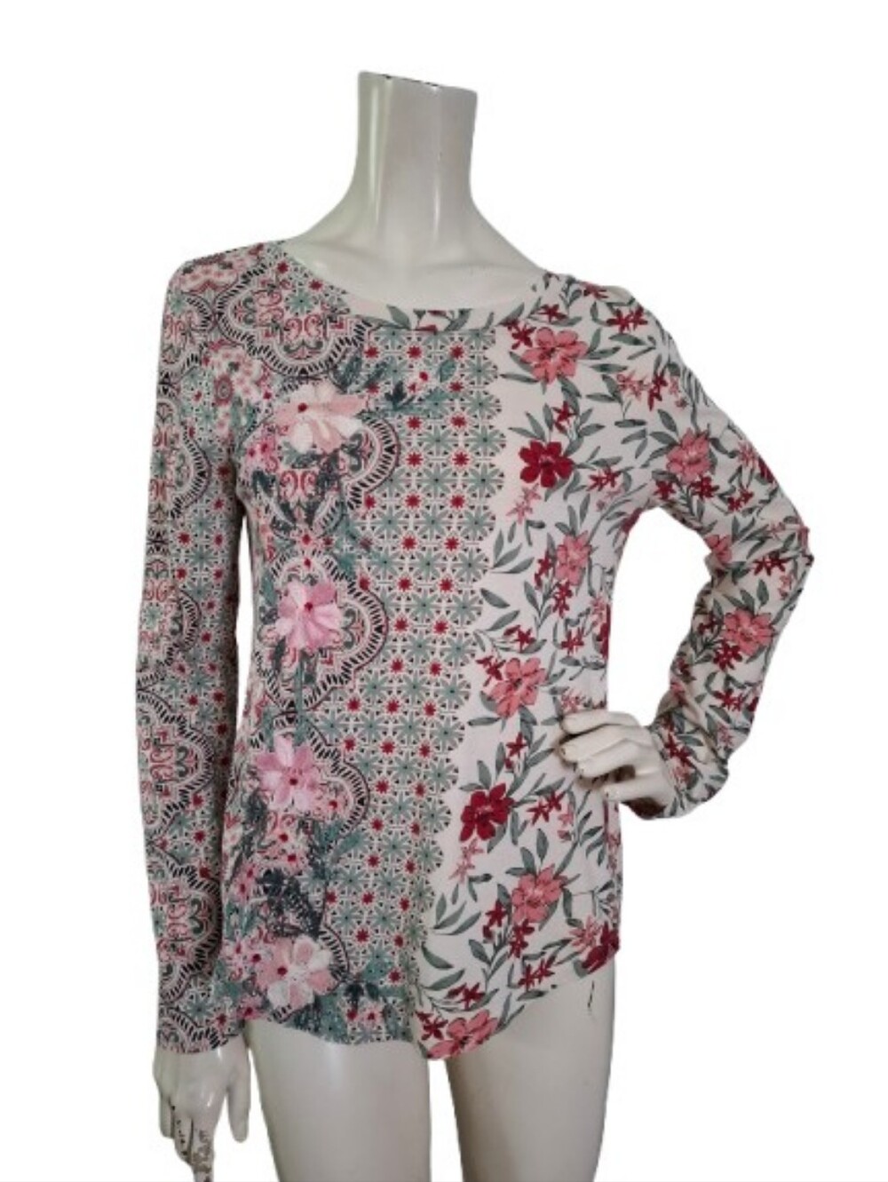 Sundance Top Women's M Long Sleeve Floral Embroidered